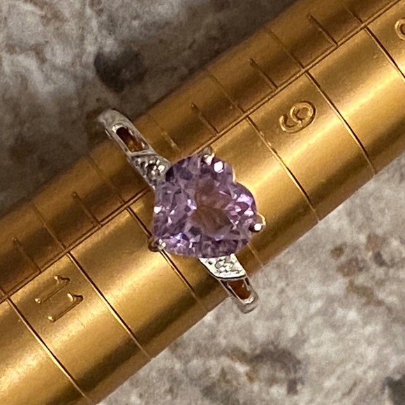 Rose De France Amethyst Heart Sterling Silver Ring - Picture 8 of 8